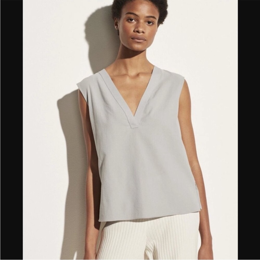 Vince Women's Soft Gray Sleeveless Blouse